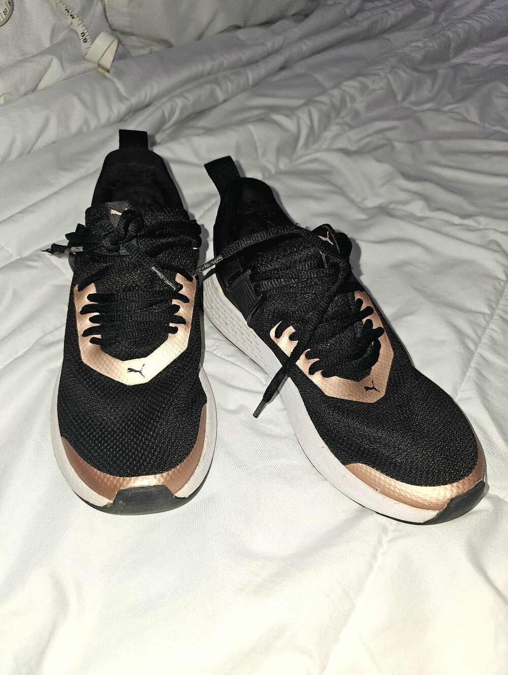 Puma Womens Black and Rose Gold Athletic Running Shoes